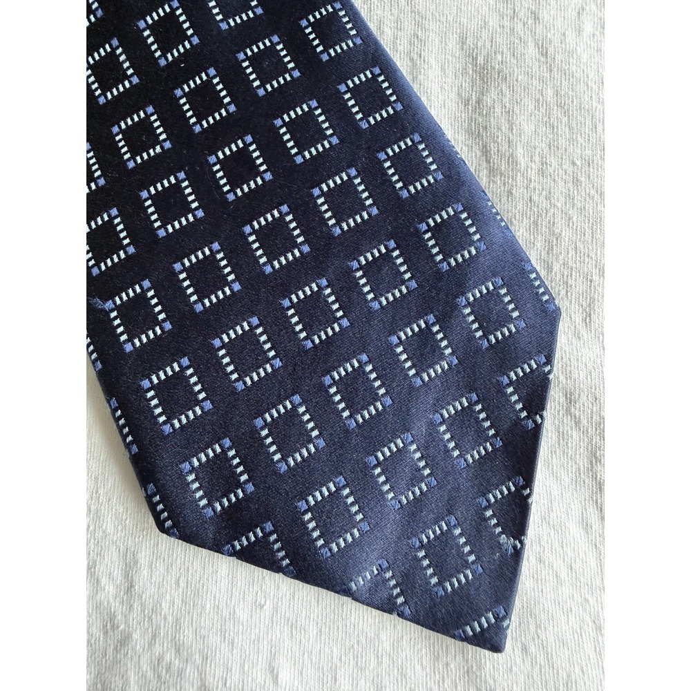 Geoffrey Beene	Navy Blue Square Geometric Woven 100% Silk	Tie Necktie Wide 4"